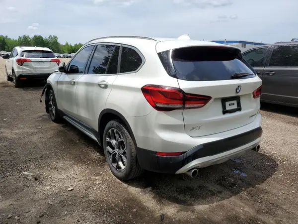 WBXJG9C04M5S13559 2021 BMW X1 - Image 2