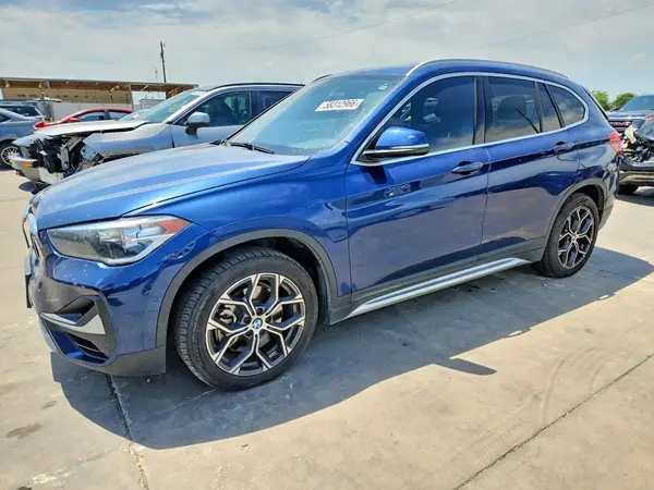 WBXJG9C04M5T33040 2021 BMW X1 - Image 1