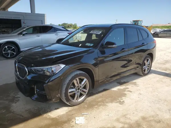 WBXJG9C04M5T50887 2021 BMW X1 - Image 1
