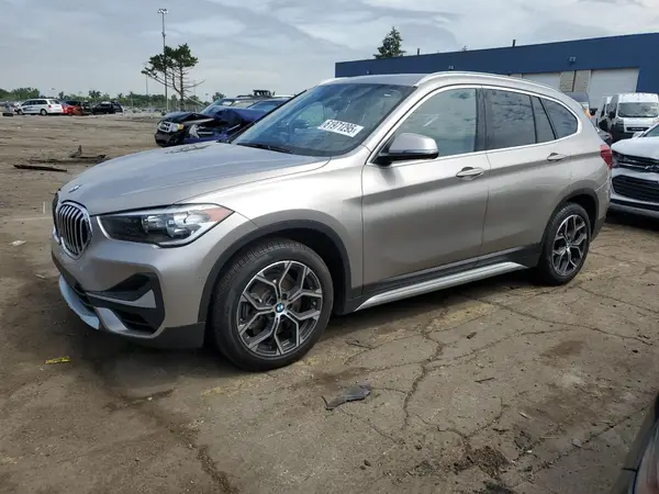WBXJG9C04M5T81041 2021 BMW X1 - Image 1