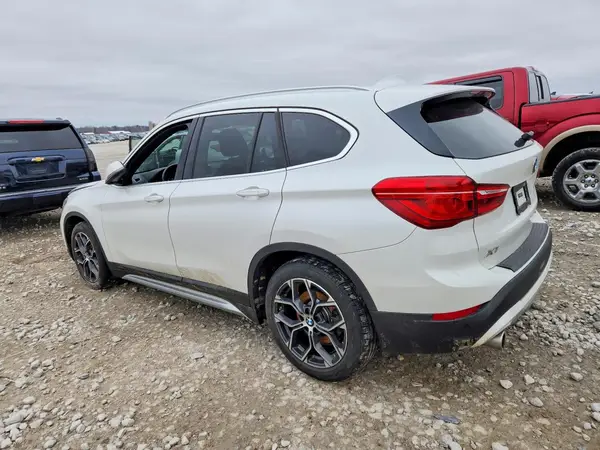 WBXJG9C04M5T98616 2021 BMW X1 - Image 2