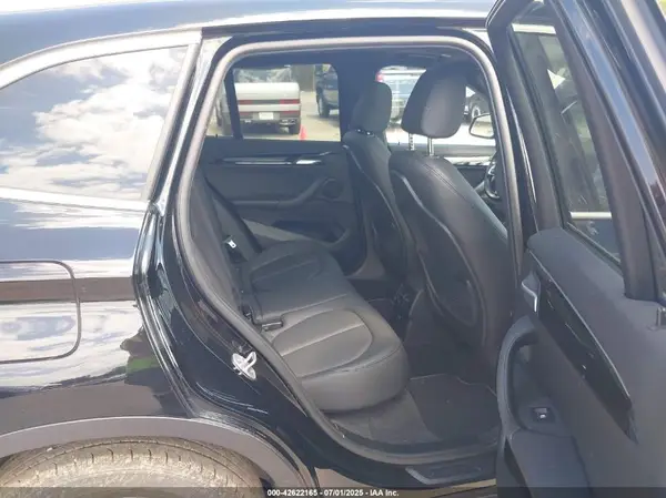 WBXJG9C04M5U29539 2021 BMW X1 - Image 8
