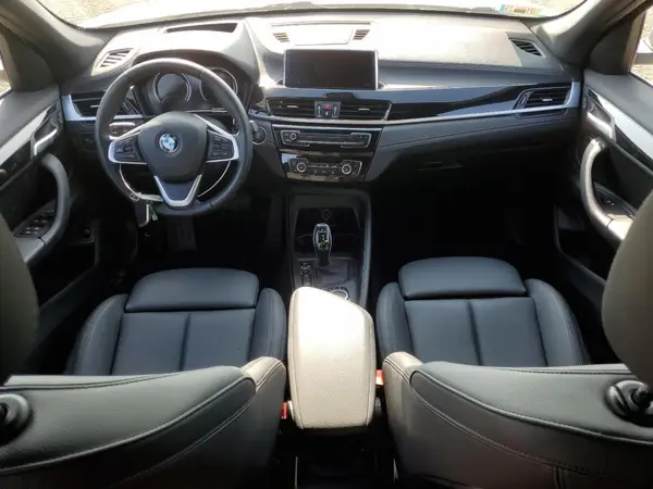 WBXJG9C05L5R72221 2020 BMW X1 - Image 8