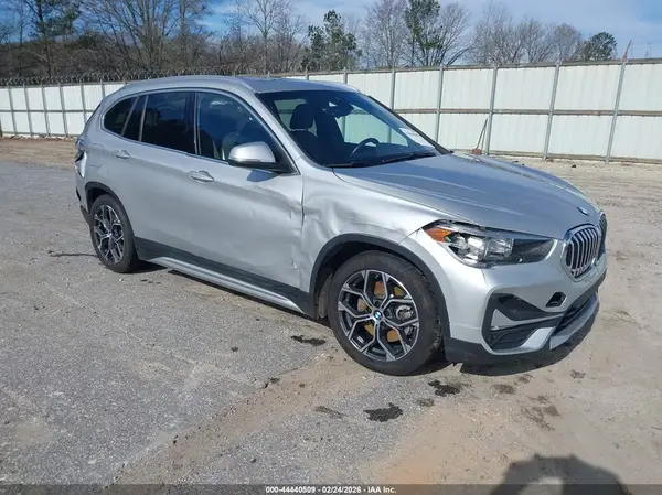 WBXJG9C05L5R74518 2020 BMW X1 - Image 1