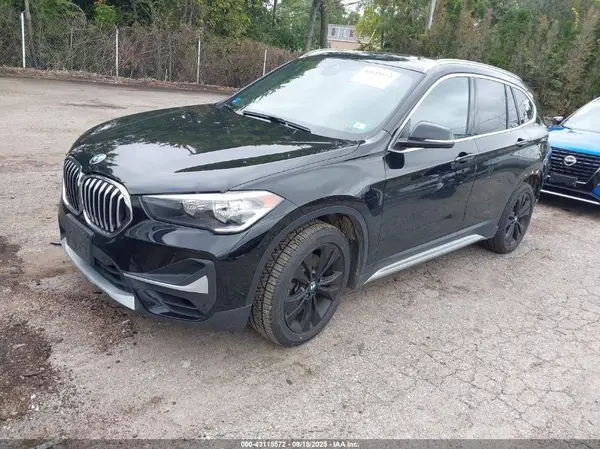 WBXJG9C05L5R75393 2020 BMW X1 - Image 2