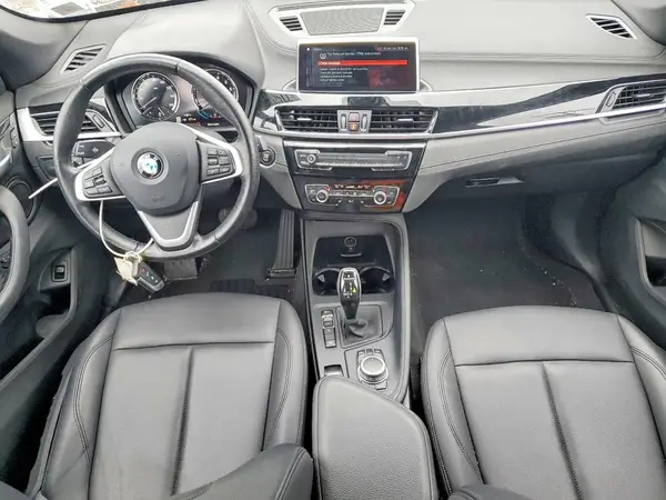 WBXJG9C05M5S20083 2021 BMW X1 - Image 8