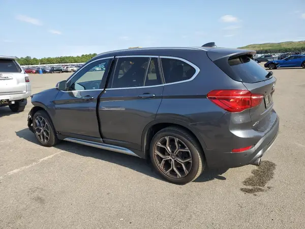 WBXJG9C05M5S71244 2021 BMW X1 - Image 2