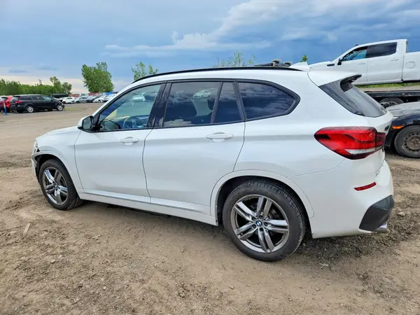 WBXJG9C05M5T09331 2021 BMW X1 - Image 2