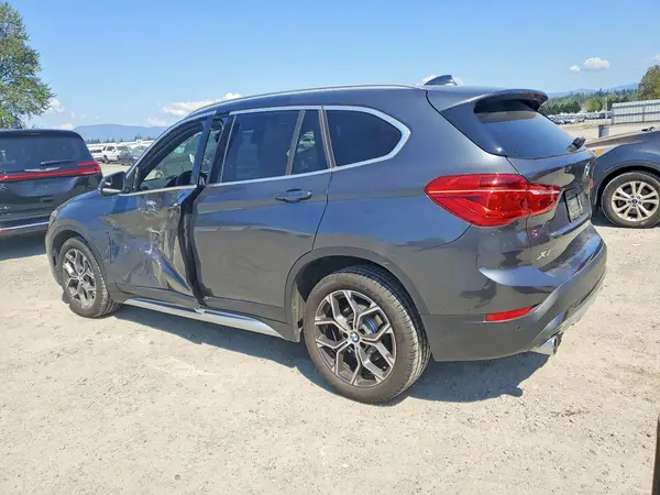 WBXJG9C05M5T59131 2021 BMW X1 - Image 2