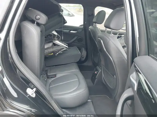 WBXJG9C05M5U09977 2021 BMW X1 - Image 8