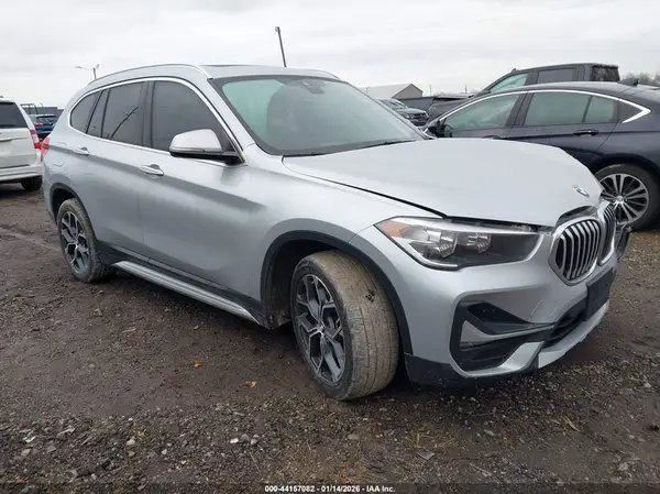 WBXJG9C06L5P79527 2020 BMW X1 - Image 1