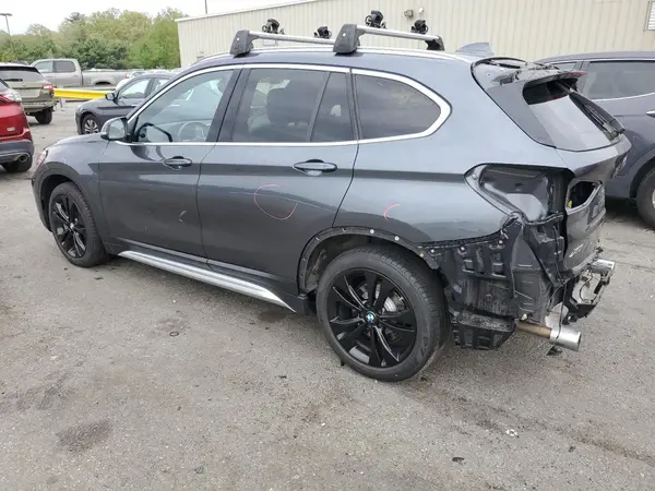 WBXJG9C06L5R70557 2020 BMW X1 - Image 2
