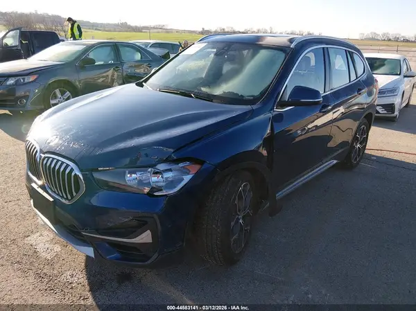WBXJG9C06M5S26040 2021 BMW X1 - Image 2