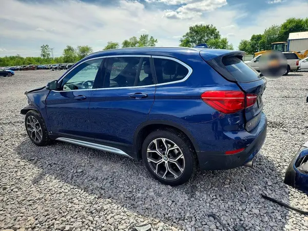 WBXJG9C06M5S48524 2021 BMW X1 - Image 2