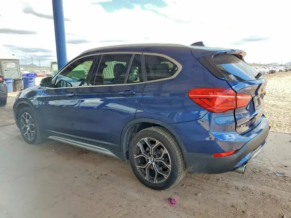 WBXJG9C06M5S48586 2021 BMW X1 - Image 2