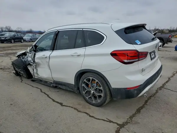 WBXJG9C06M5S99490 2021 BMW X1 - Image 2