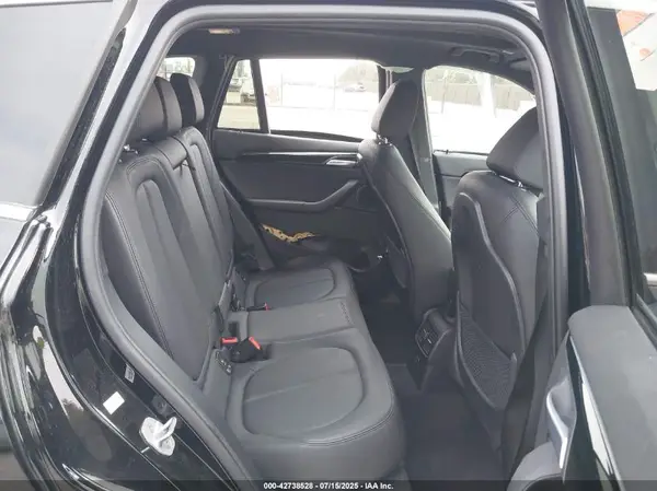 WBXJG9C06M5T19009 2021 BMW X1 - Image 8