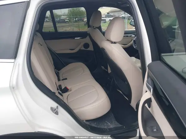 WBXJG9C06M5T70073 2021 BMW X1 - Image 8