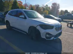 WBXJG9C06M5U33057 2021 BMW X1
