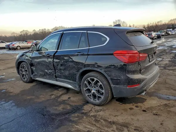 WBXJG9C06N5V04517 2022 BMW X1 - Image 2