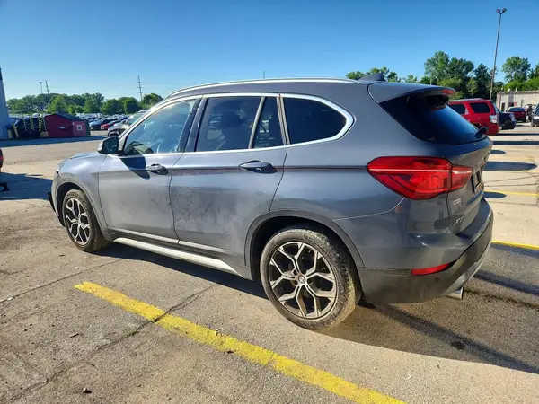 WBXJG9C07M3M76687 2021 BMW X1 - Image 2