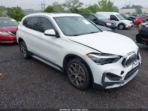 WBXJG9C07M5T11100 2021 BMW X1 - Image 1
