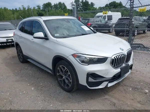 WBXJG9C07M5U21337 2021 BMW X1 - Image 1