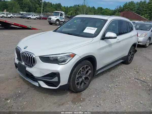 WBXJG9C07M5U21337 2021 BMW X1 - Image 2
