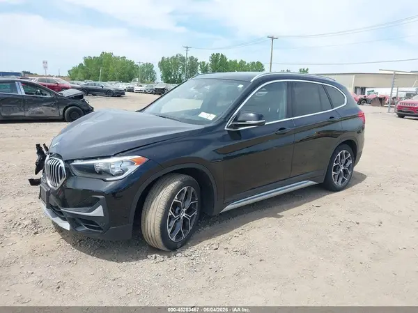 WBXJG9C07M5U29552 2021 BMW X1 - Image 2
