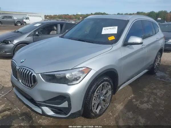 WBXJG9C07M5U48229 2021 BMW X1 - Image 2