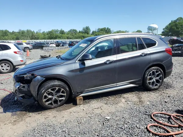 WBXJG9C07N5V37512 2022 BMW X1 - Image 1