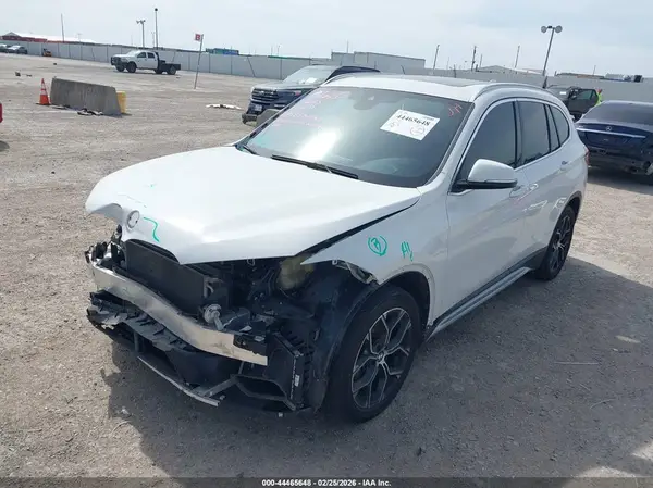 WBXJG9C08L5R72214 2020 BMW X1 - Image 2