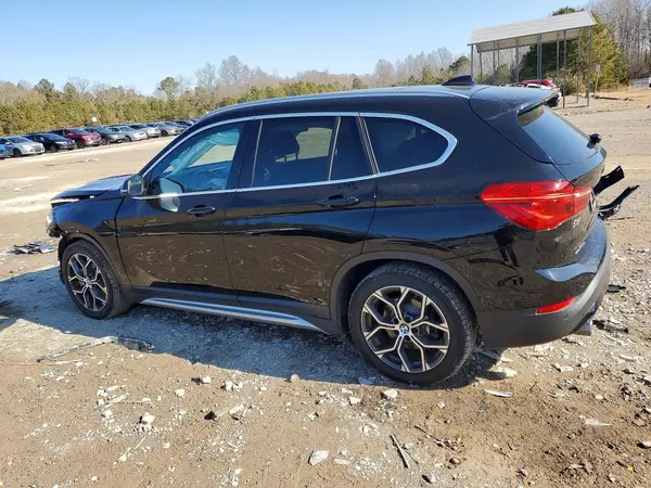 WBXJG9C08M3M78870 2021 BMW X1 - Image 2
