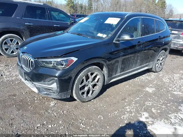 WBXJG9C08M5S19557 2021 BMW X1 - Image 2