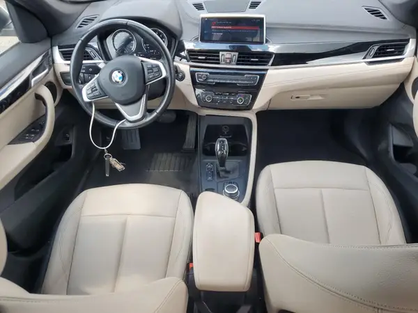 WBXJG9C08M5S26699 2021 BMW X1 - Image 8
