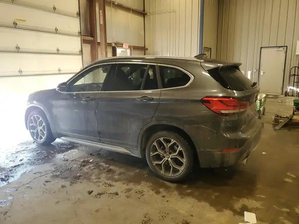 WBXJG9C08M5S41204 2021 BMW X1 - Image 2