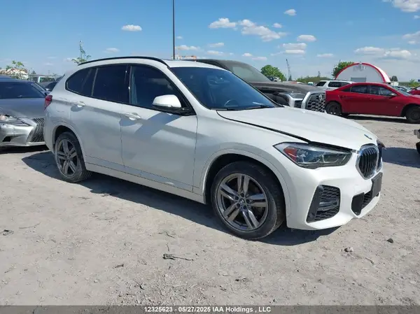 WBXJG9C08M5T20369 2021 BMW X1 - Image 1