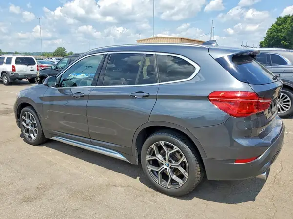 WBXJG9C08M5T28696 2021 BMW X1 - Image 2