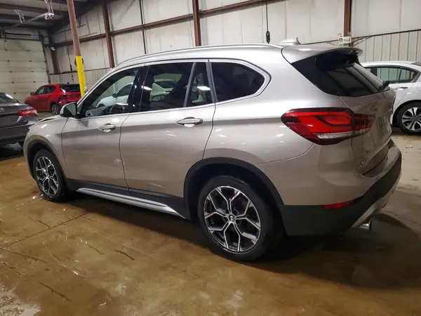 WBXJG9C08M5T62556 2021 BMW X1 - Image 2