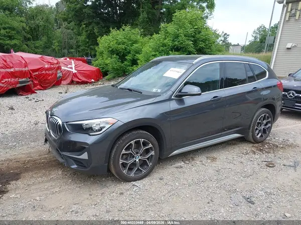 WBXJG9C08M5T87148 2021 BMW X1 - Image 2