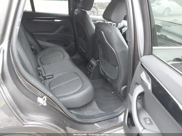 WBXJG9C08M5T87148 2021 BMW X1 - Image 8