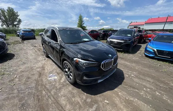 WBXJG9C08M5T96965 2021 BMW X1 - Image 1