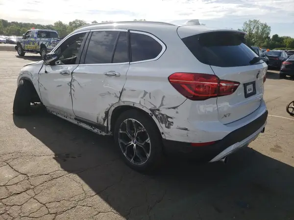 WBXJG9C08M5U30838 2021 BMW X1 - Image 2