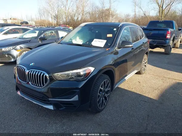 WBXJG9C08M5U43024 2021 BMW X1 - Image 2