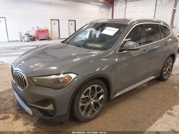 WBXJG9C08N5U58043 2022 BMW X1 - Image 2