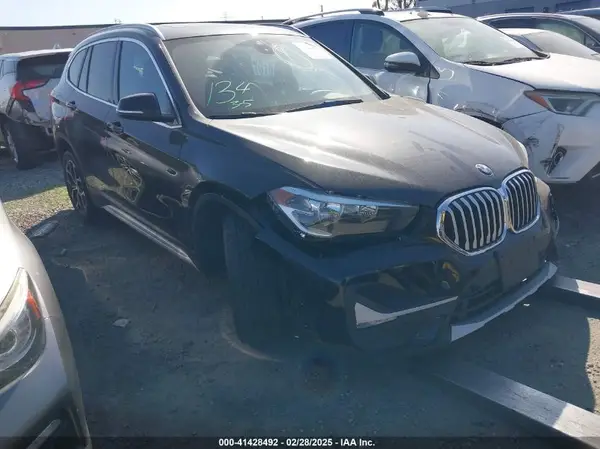 WBXJG9C09L5R01054 2020 BMW X1 - Image 1