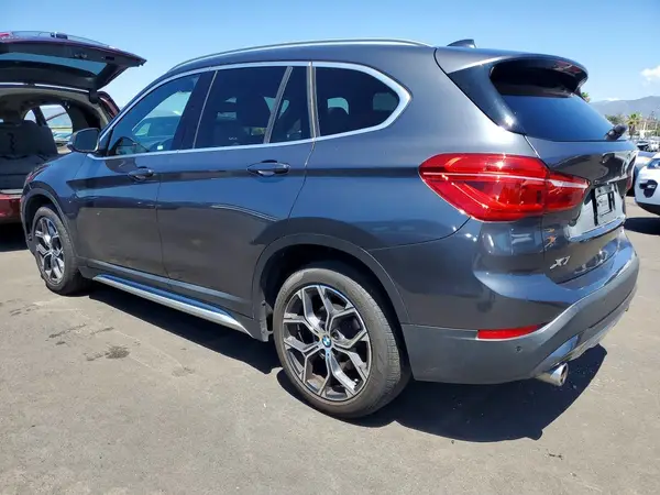 WBXJG9C09L5R65143 2020 BMW X1 - Image 2