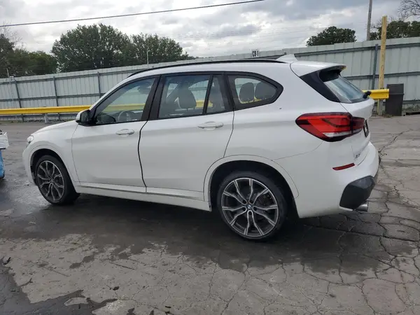 WBXJG9C09M3M40127 2021 BMW X1 - Image 2