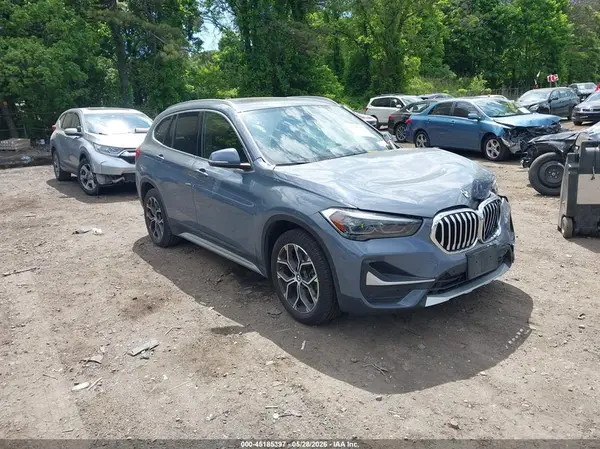 WBXJG9C09M5S46959 2021 BMW X1 - Image 1