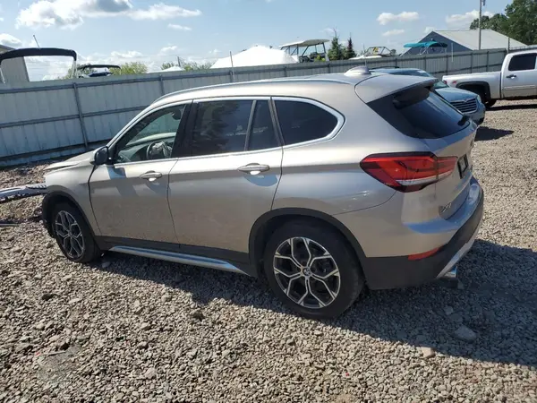 WBXJG9C09M5S52289 2021 BMW X1 - Image 2